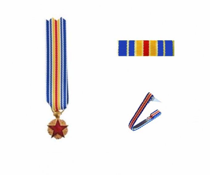 Croix De La Valeur Militaire Avantages MEDAILLES MILITAIRES - Francemedaille